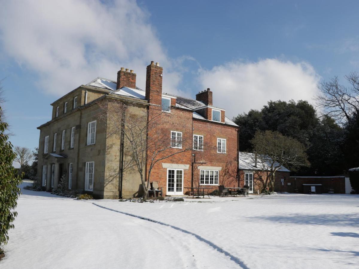 Plas Yolyn Villa Ifton Heath Exterior photo